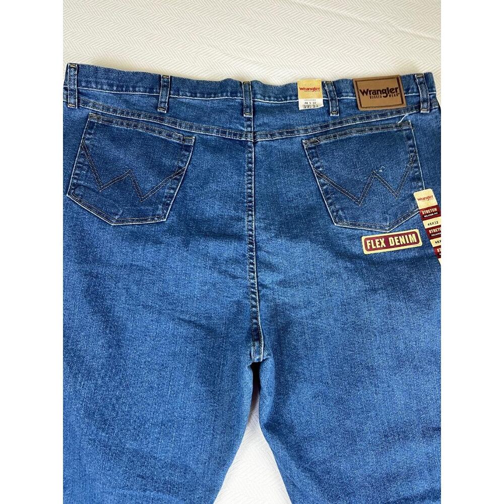 Mens Blue Wrangler NWT size 46 inseam 32 flex Denium - Picture 4 of 10